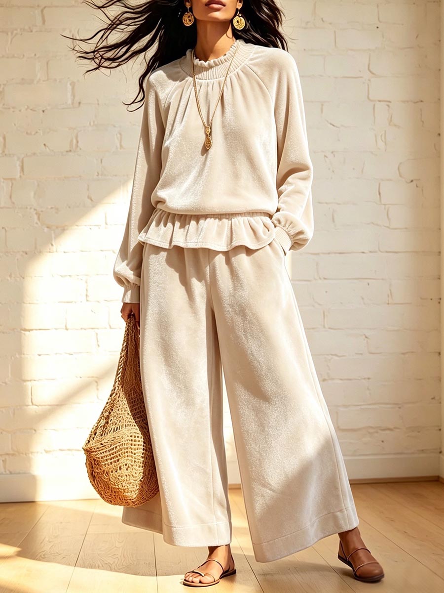 Women's Velour Two-Piece Loungewear Set with Ruffle Hem
